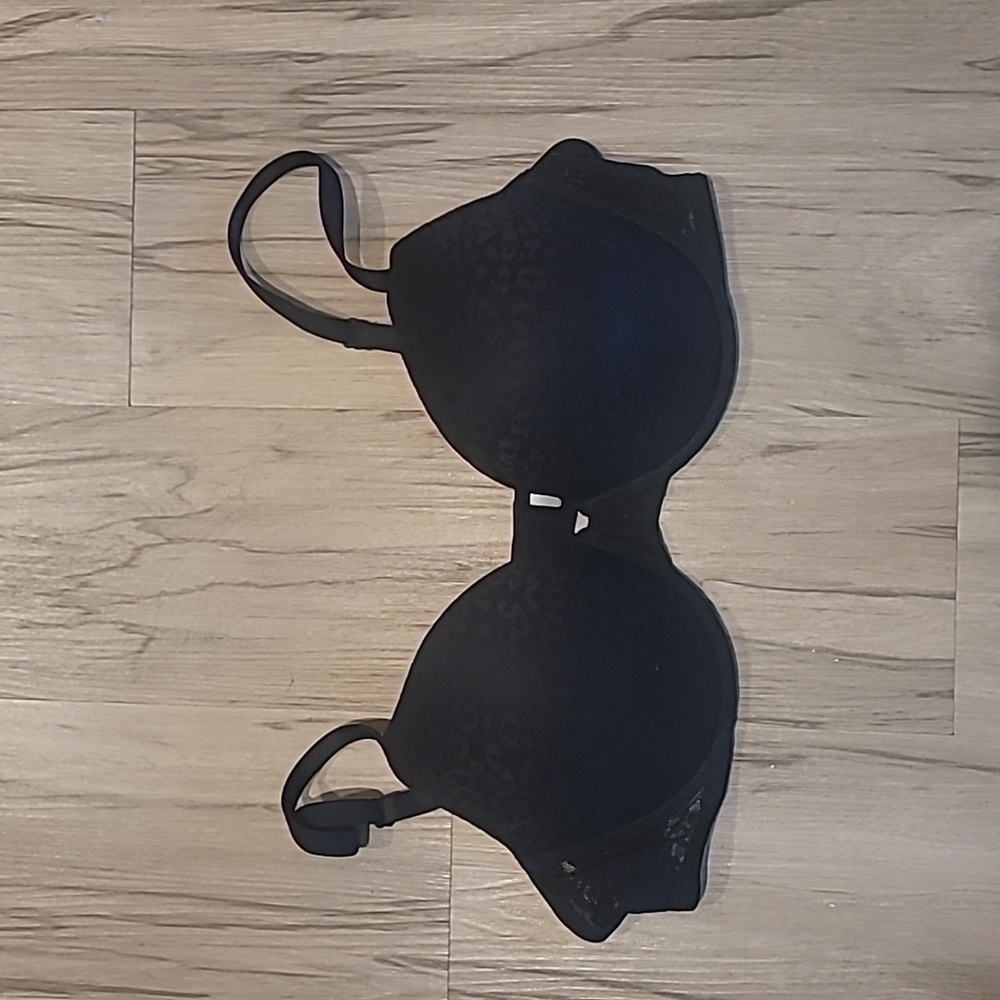 PINK Victoria's Secret Black Bra